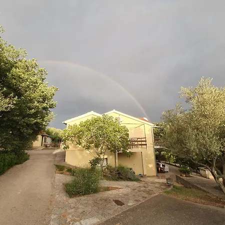 Lejlighed Beachfront House Nella With Full Privacy Jasenice (Zadar)