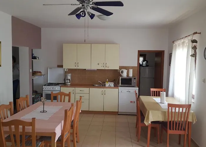 Apartment Beachfront House Nella With Full Privacy Jasenice (Zadar)