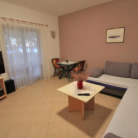 Apartment Beachfront House Nella With Full Privacy Jasenice (Zadar)