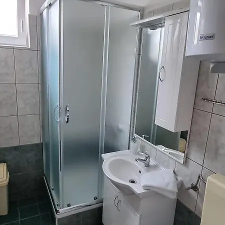 Beachfront House Nella With Full Privacy * Jasenice (Zadar)