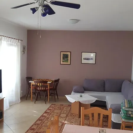 Beachfront House Nella With Full Privacy Appartamento *