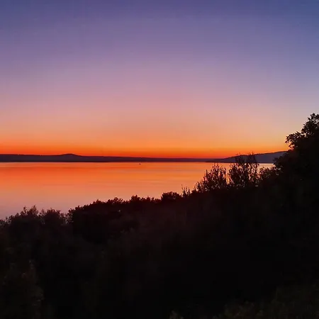 Beachfront House Nella With Full Privacy アパート ヤセニクセ