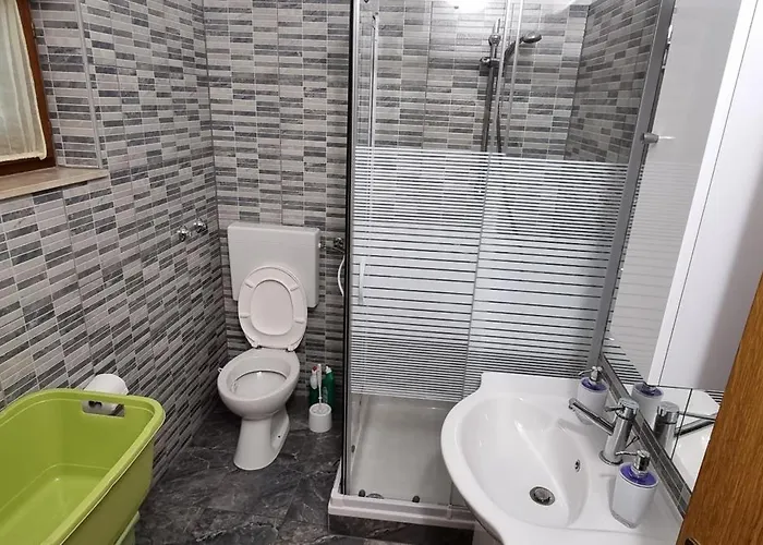 Апартаменты Beachfront House Nella With Full Privacy Ясенице