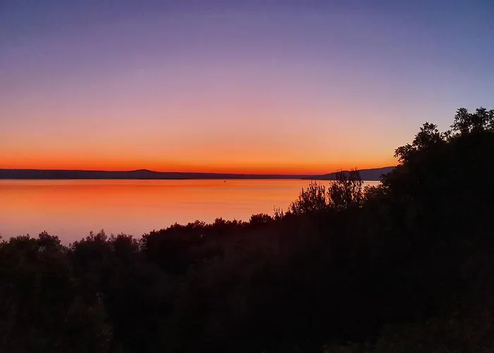 Beachfront House Nella With Full Privacy Апартаменты Ясенице